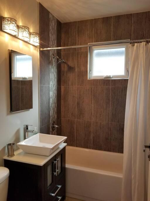 Appartement Nice And Cozy. Sleeps 5. à Chicago Extérieur photo